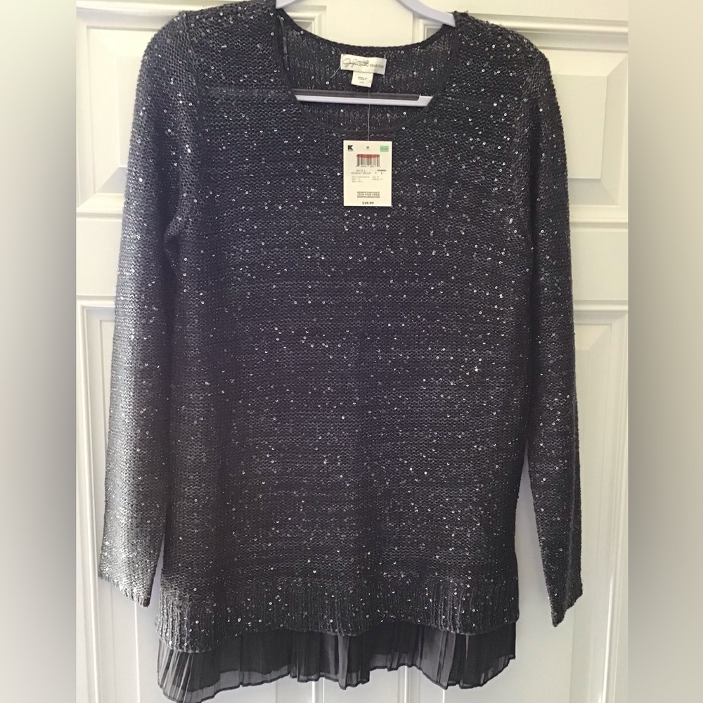 NWTs Jaclyn Smith Holiday sweater. Size Large